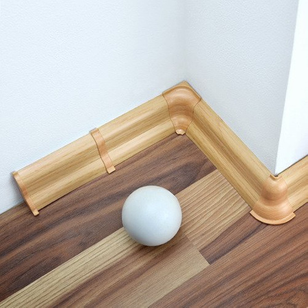 2,5m Fussleiste 52mm EICHE GOLD Fußleiste Leiste Sockelleiste Laminatleiste Bodenleiste + Montagematerial GRATIS