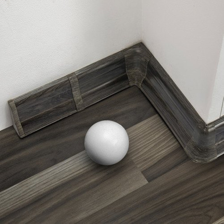 2,5m Fussleiste PVC 62mm Pekan Graphit + Montagematerial Gratis