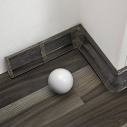 2,5m Fussleiste PVC 62mm Pekan Graphit + Montagematerial Gratis