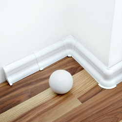 2m Fussleiste 52mm WEISS Fußleiste Leiste Sockelleiste Laminatleiste Bodenleiste PVC + Montagematerial GRATIS